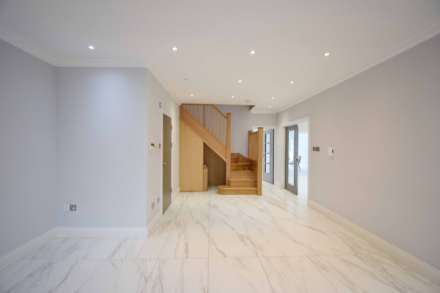 Foscote Road, London, Image 13