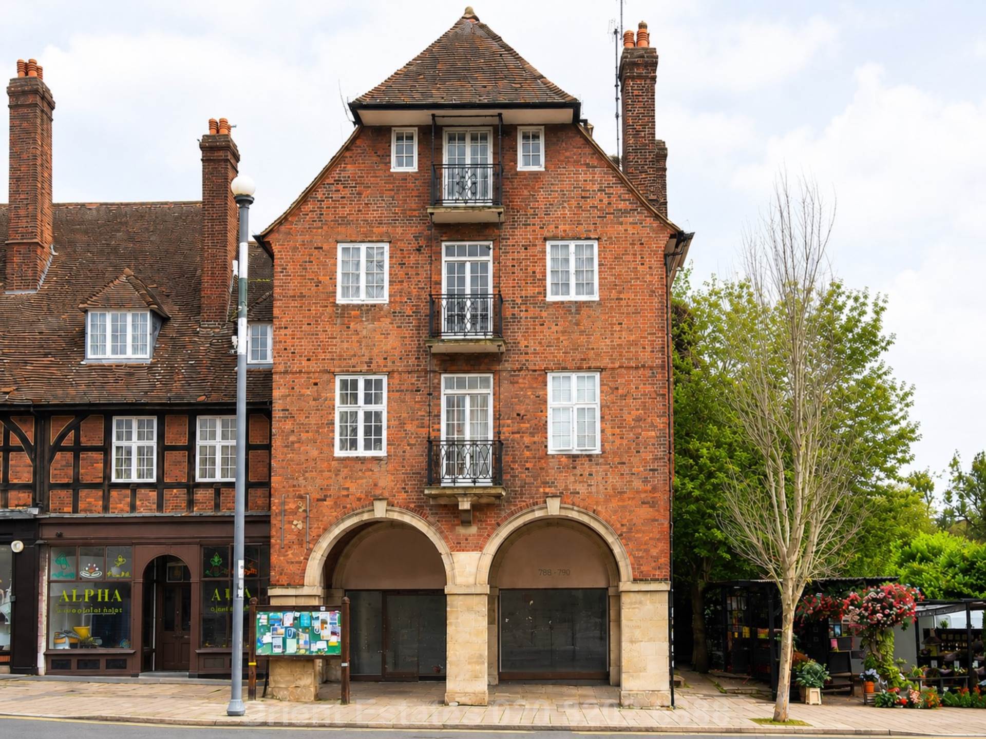 Finchley Road, London, Image 10