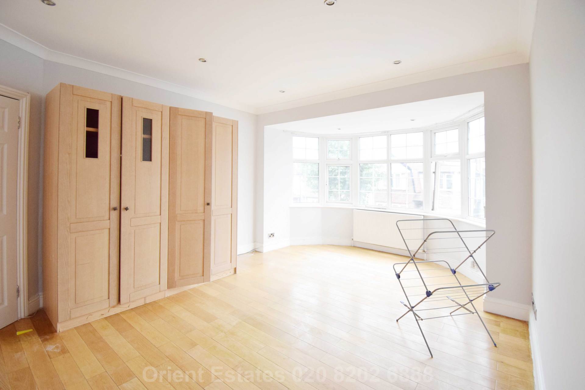 Ambrose Avenue, Golders Green, Image 4