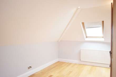 Ambrose Avenue, Golders Green, Image 9