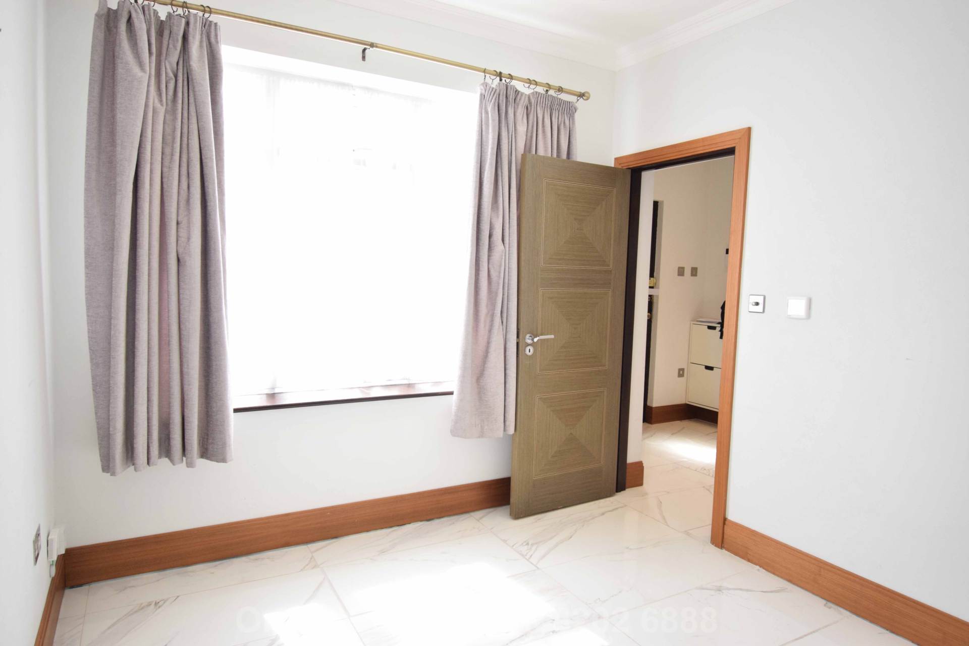 Saddlescombe Way, Woodside Park, Image 12