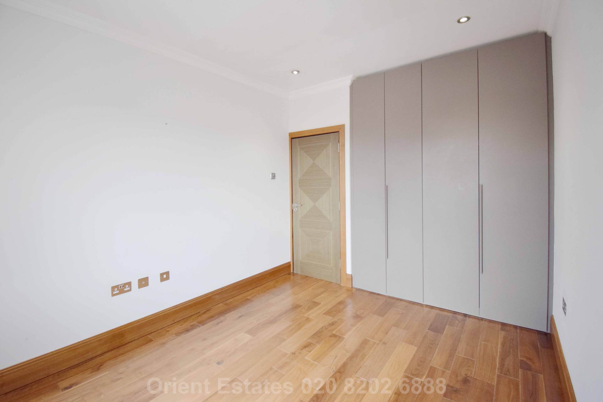 Saddlescombe Way, Woodside Park, Image 14