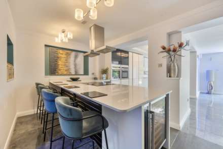 Upland Drive, Brookmans Park, Image 4