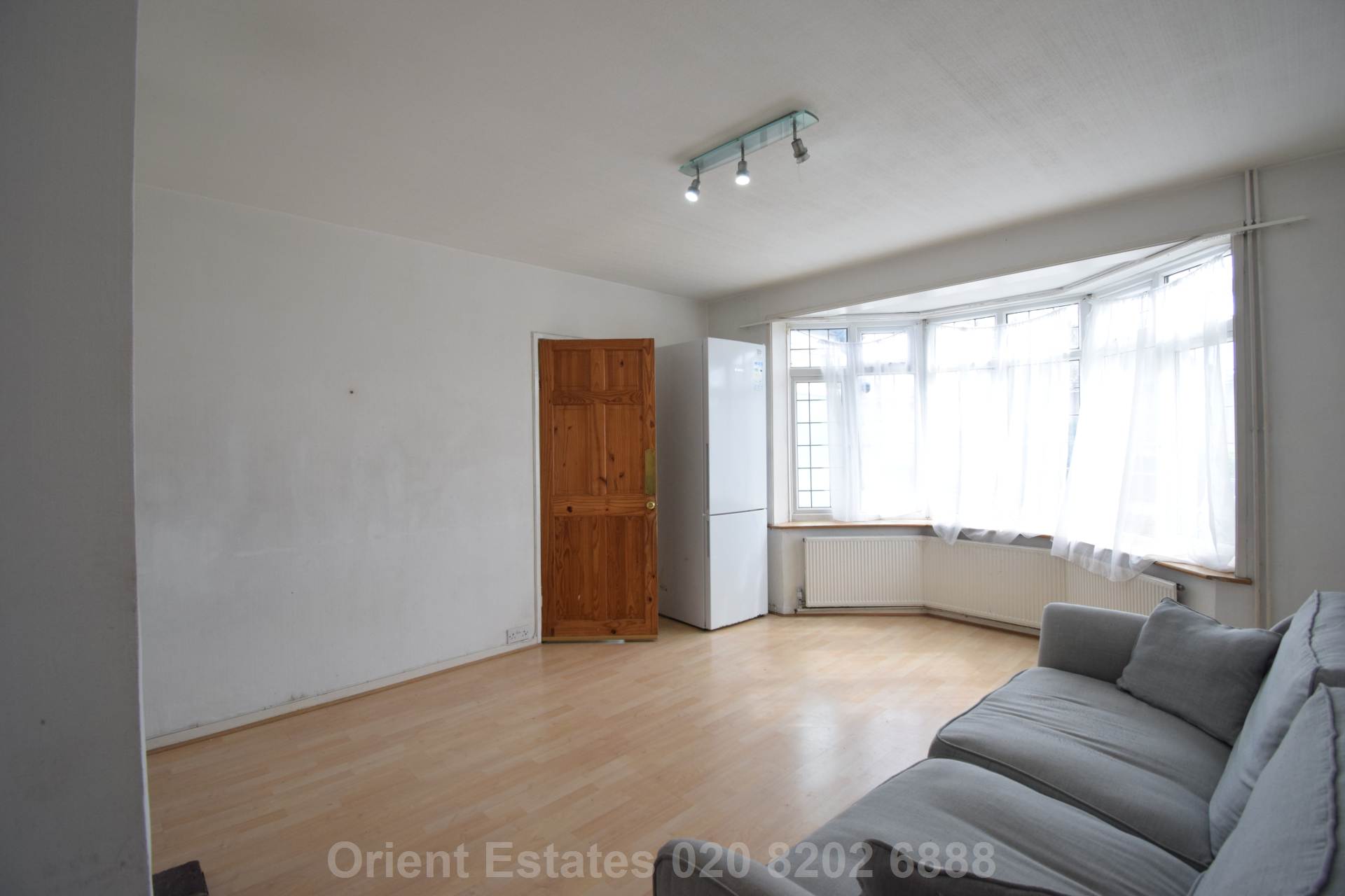 Layfield Crescent, London, Image 2