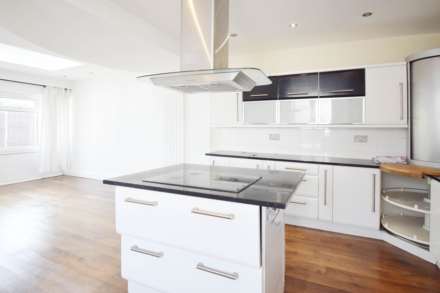 3 Bedroom Semi-Detached, Endersleigh Gardens, London