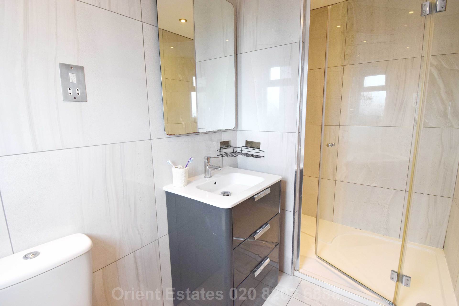 Neeld Crescent, London, Image 11