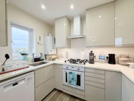Brent View Road, West Hendon, Image 3