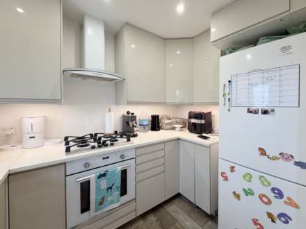 Brent View Road, West Hendon, Image 4