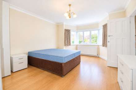Allington Road, London, Image 6