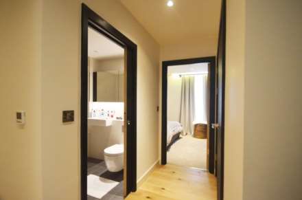 Rosamond House, 4 Elizabeth Court, London, Image 22