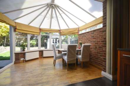Park Side, Dollis Hill, Image 2