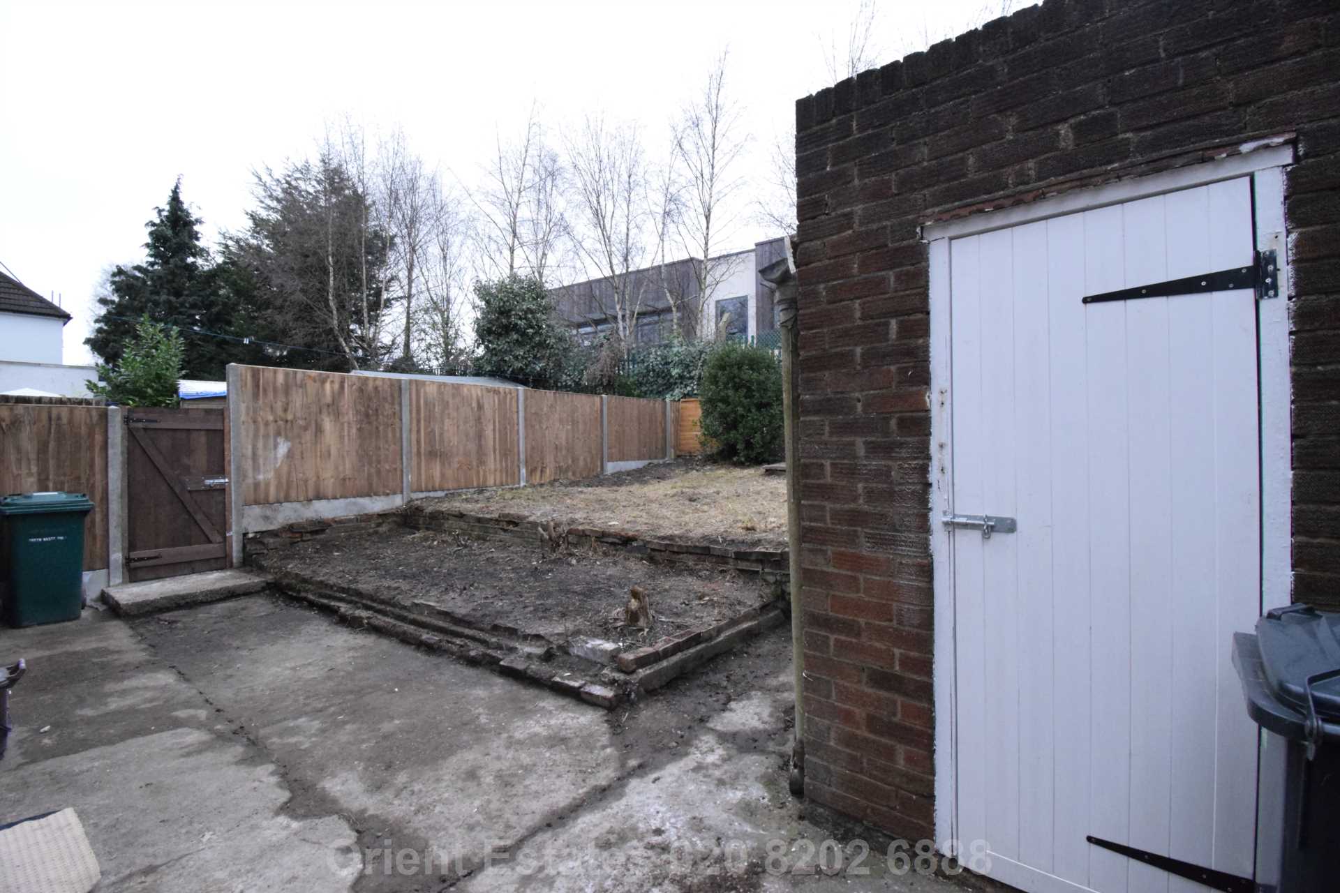 Sturgess Ave, Hendon Central, Image 14