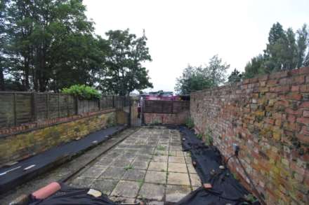 Station Road, London, Image 3