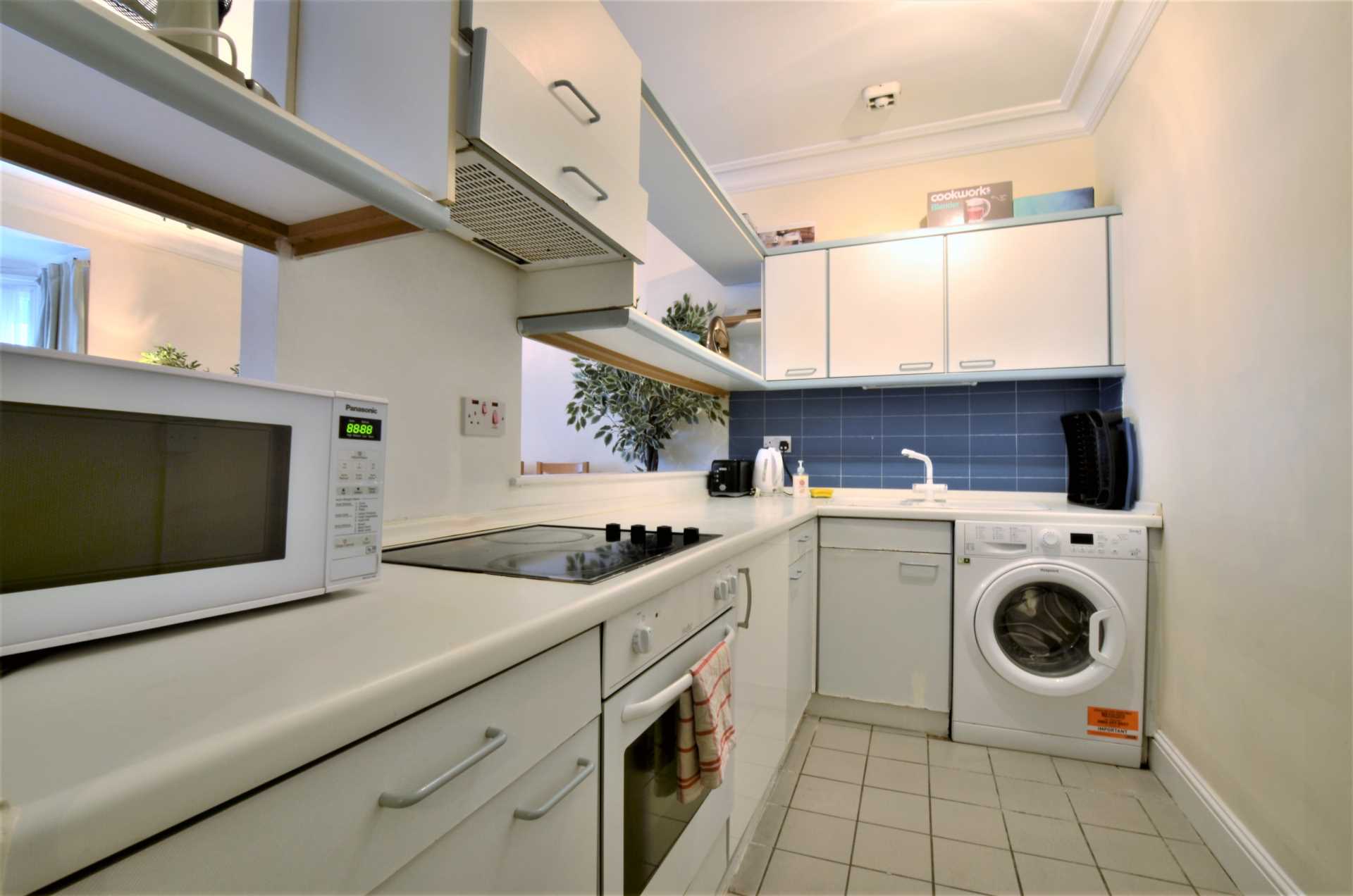 Gloucester Terrace, London, W2, Image 7
