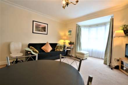 Gloucester Terrace, London, W2, Image 9
