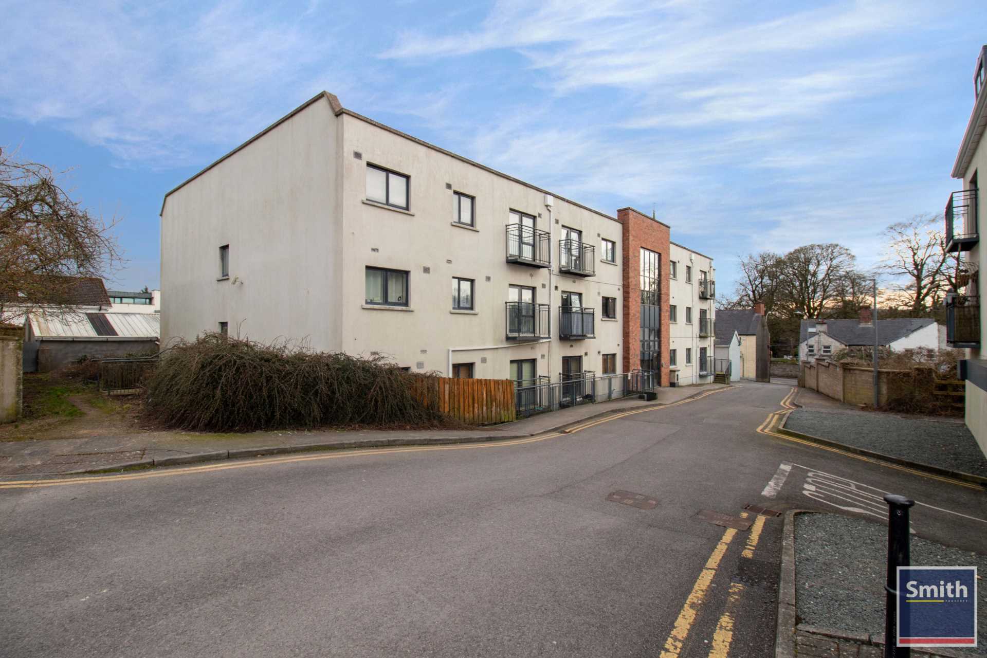 1 Johnston Court Apt, Church Street, Cavan, H12 P520