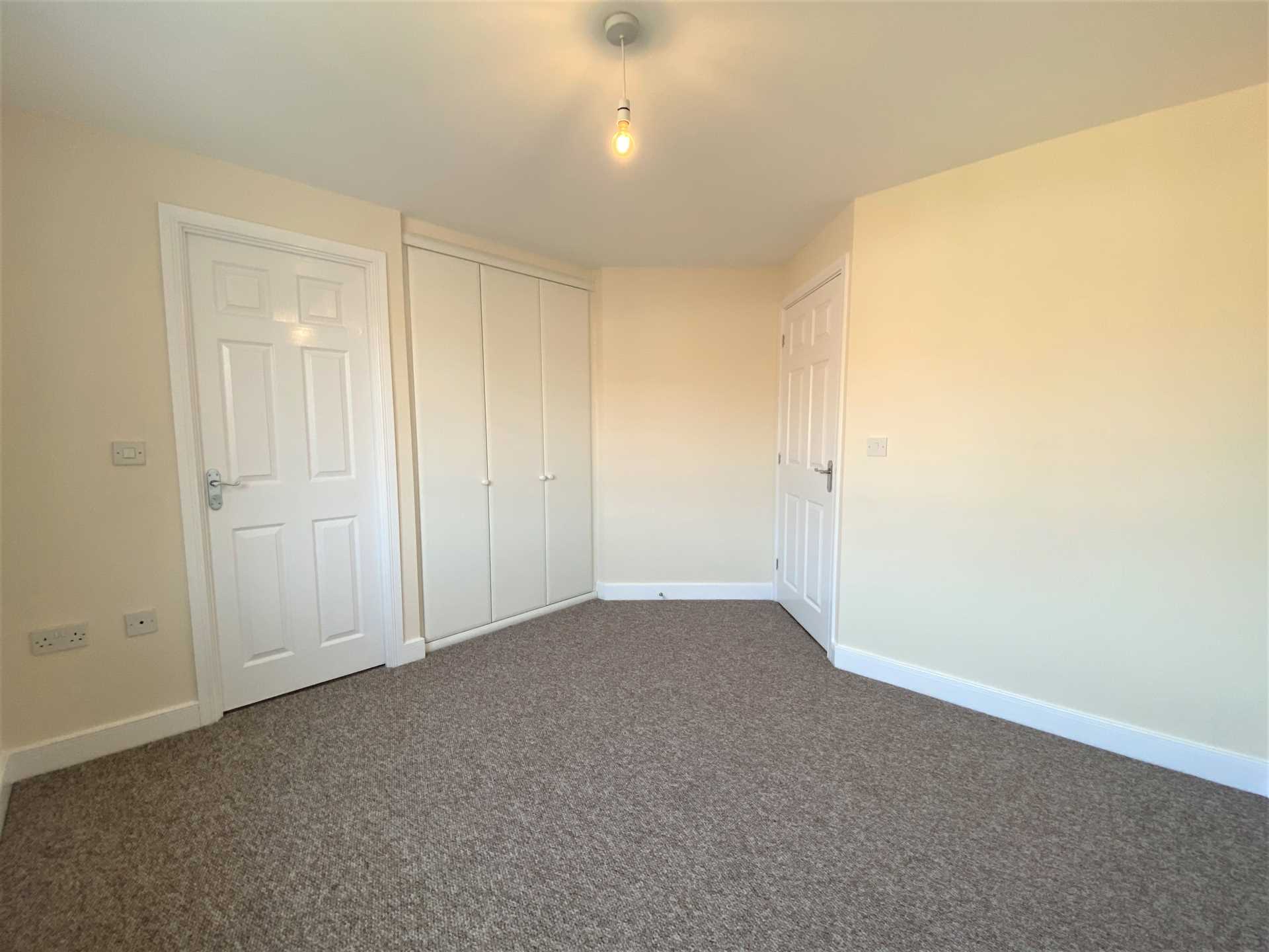 Dextor Close, Canterbury, Image 8
