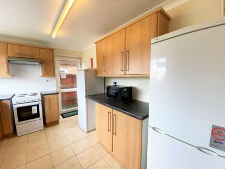 Sturry Road, Canterbury, Image 4