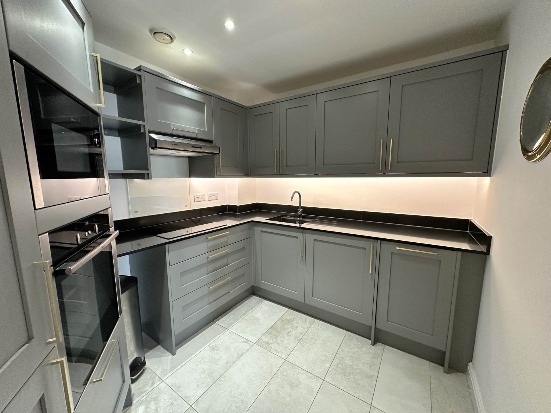 Old Watling Street, Canterbury, Image 1
