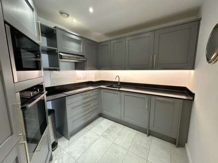 Old Watling Street, Canterbury, Image 1