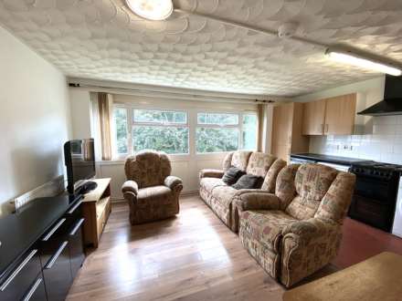 Long Meadow Way, Canterbury, Image 3