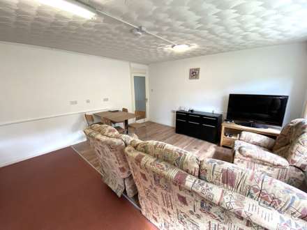 Long Meadow Way, Canterbury, Image 4