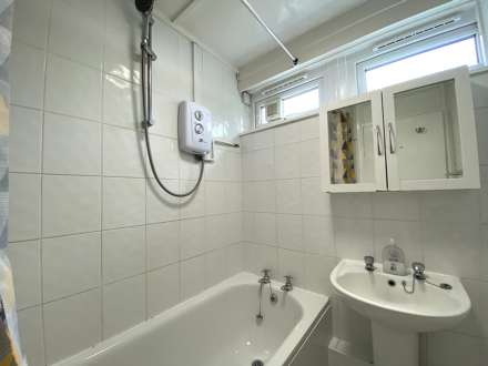Long Meadow Way, Canterbury, Image 7