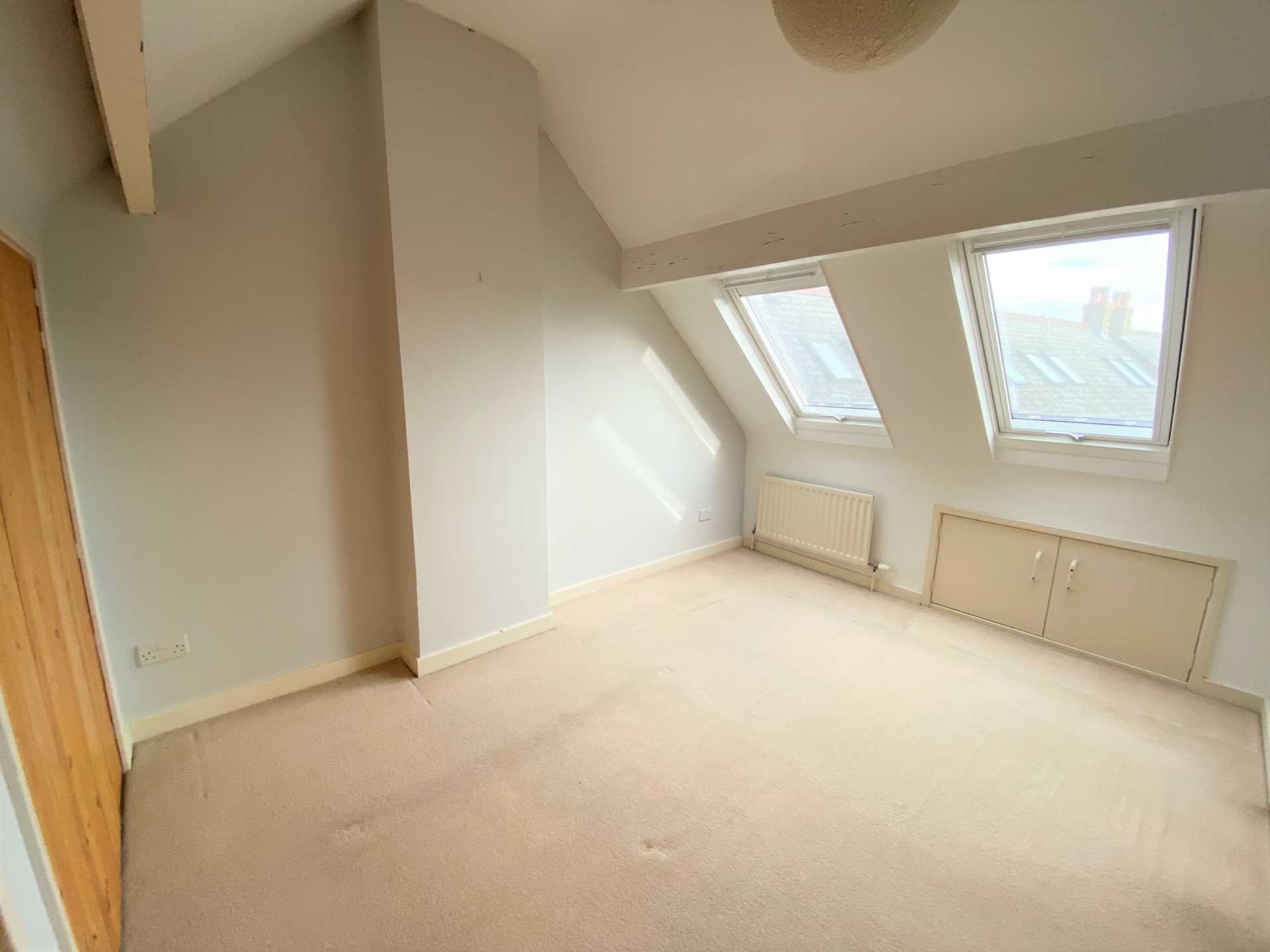 Notley Terrace, Image 6