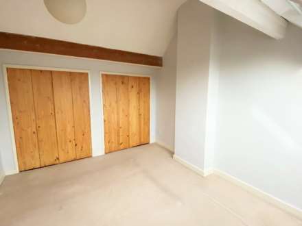 Notley Terrace, Image 5