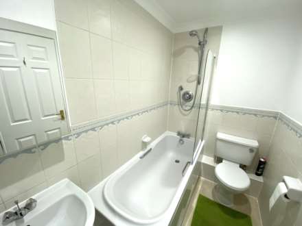 Station Road West, Canterbury, Image 7
