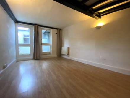 High Street, Canterbury, Image 4