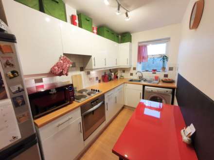 Alderney Way, Kennington, Image 2