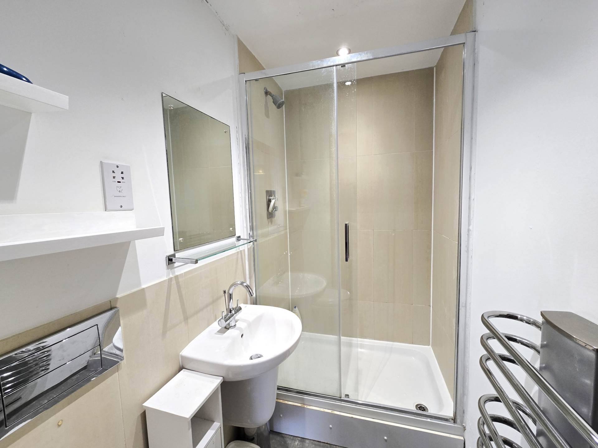 Waters Edge, Canterbury, Image 8