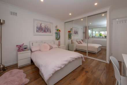 Pilgrims Way, Canterbury, Image 8