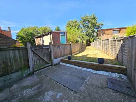 London Road, Canterbury, Image 12