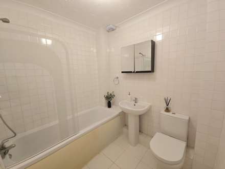 St Mildreds Place, Canterbury, Image 8