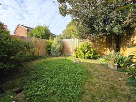 Bicknor Close, Canterbury, Image 16