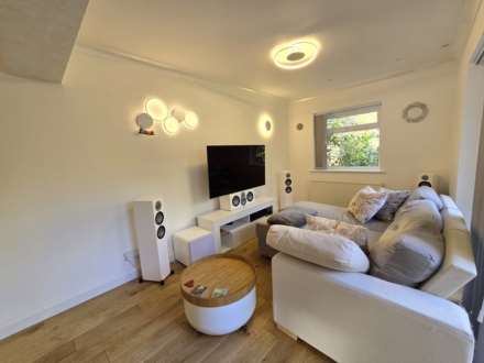 Bicknor Close, Canterbury, Image 5