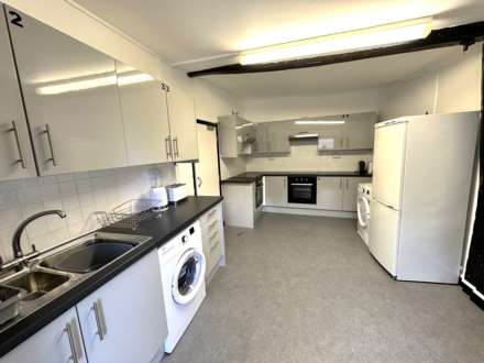 Property For Rent Church Street, Canterbury