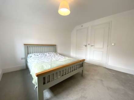 Lakehill Road, Canterbury, Image 11