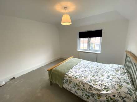 Lakehill Road, Canterbury, Image 12