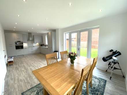 Lakehill Road, Canterbury, Image 3