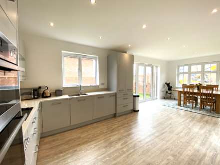 Lakehill Road, Canterbury, Image 4