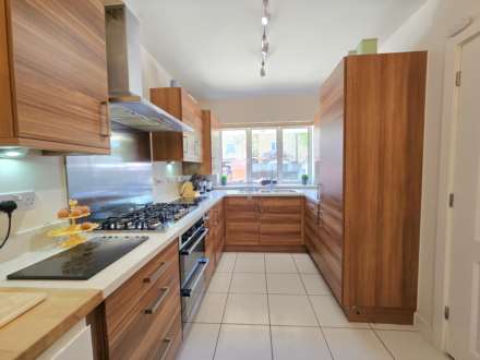 Invicta Close, Canterbury, Image 4
