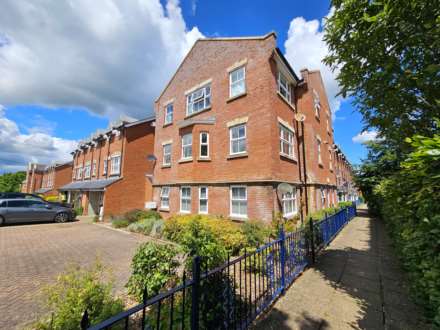 Gardeners Place, Chartham, Image 3