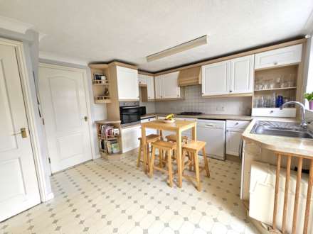 Aspen Road, Chartham, Image 6
