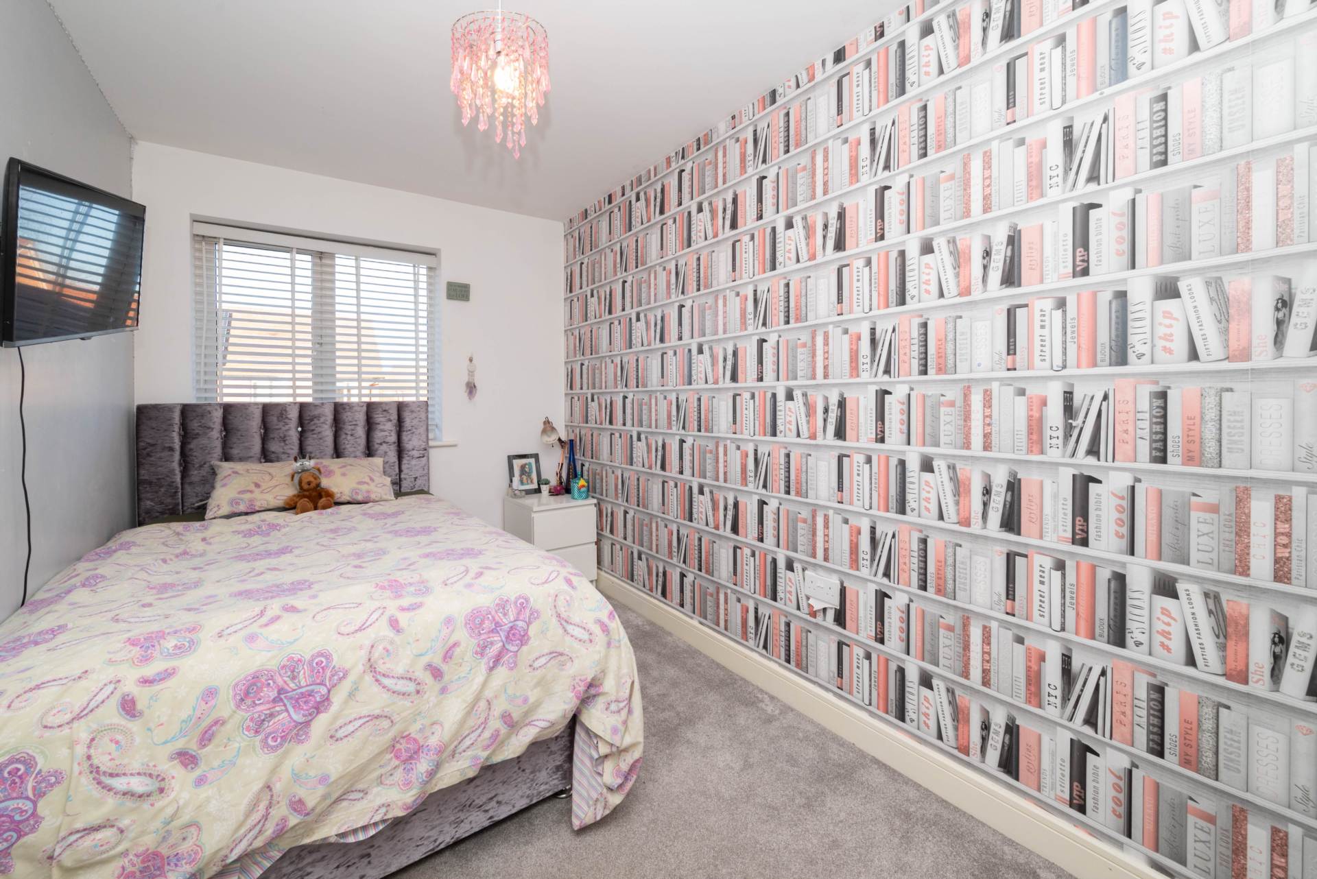 Sutherland Close, Canterbury, Image 9