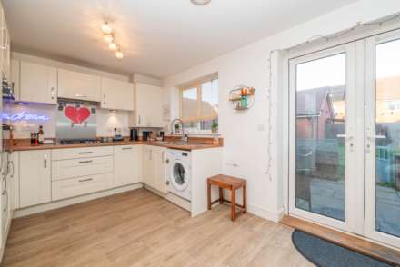 Sutherland Close, Canterbury, Image 5