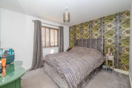 Sutherland Close, Canterbury, Image 7