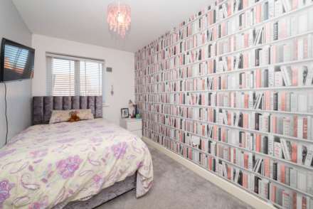 Sutherland Close, Canterbury, Image 9